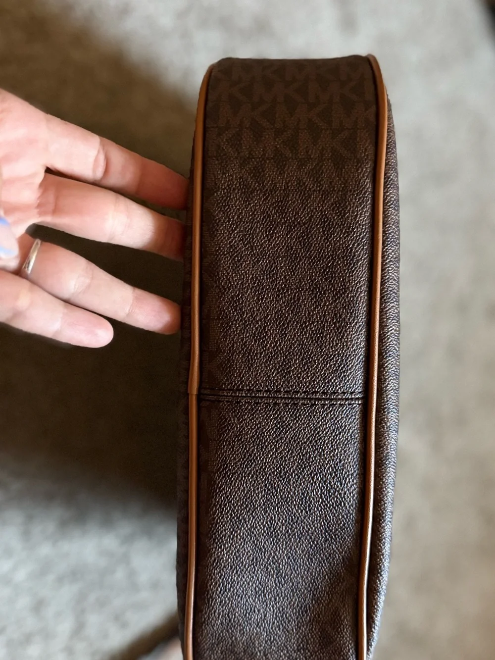 Michael Kors Kelsey Medium Handbag